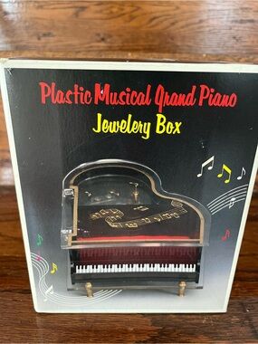 NEW~Vintage Plastic Musical Grand Piano Jewelry Box Song: You Light Up My Life
